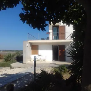 https://casa-vacanze-dei-fenicotteri.sicilyhotelsitaly.net